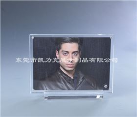 有機(jī)玻璃相框 有機(jī)玻璃相框